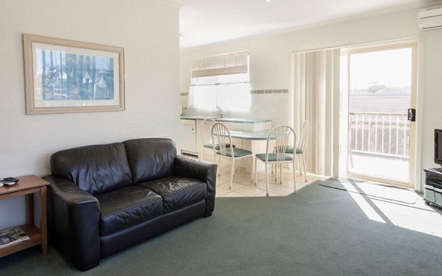 Merimbula Beach Apartments – Guest Rooms – Merimbula
