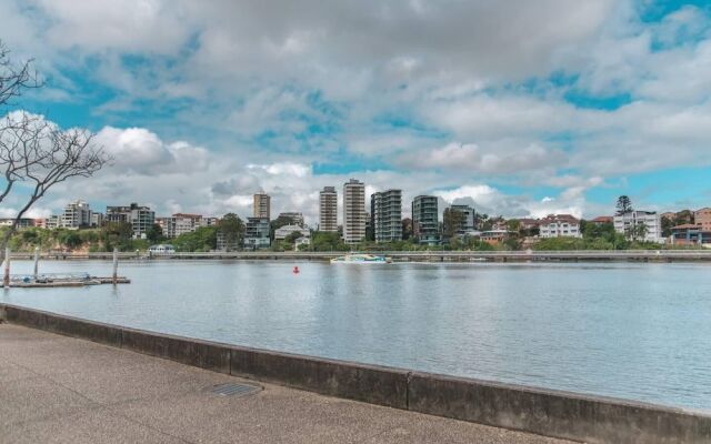 Waterfront Brisbane Apartment