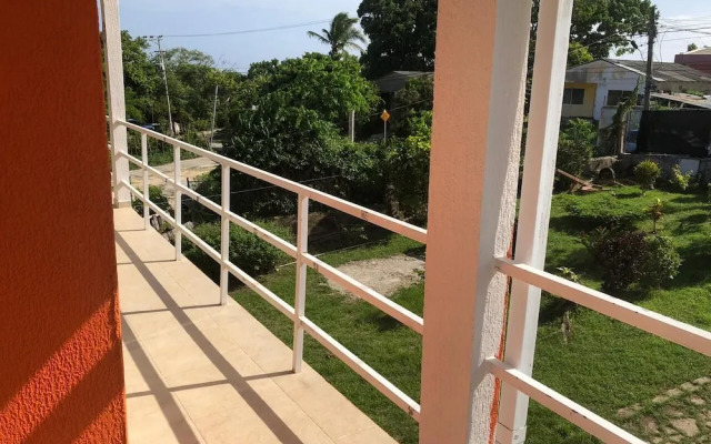 Posada Nativa Claymount View