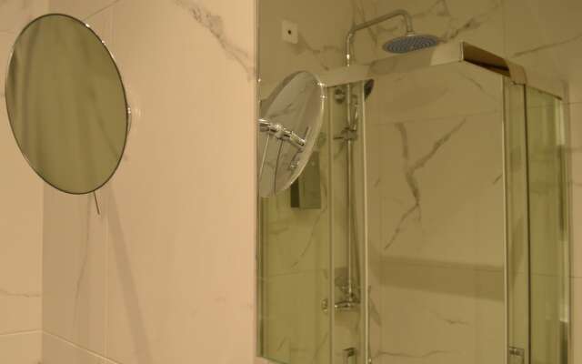 Alexakis Hotel & Spa