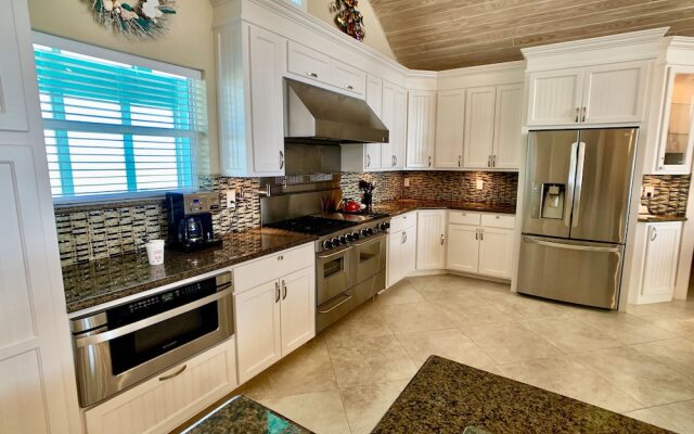 Gulf Pearl by RedAwning