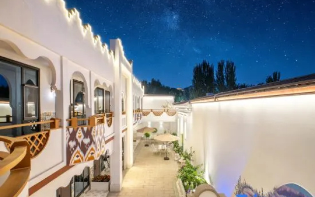 Xiangsong · SUYAN Arriving as Promised | Villa Vacation Boutique Stay (Liuxing Street) – Outside – Yining