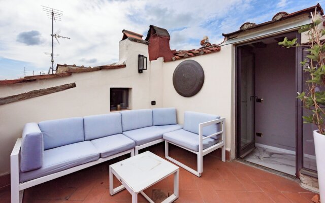 Regina House by Mmega