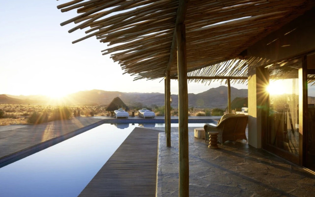 Sandfontein Lodge & Nature Reserve