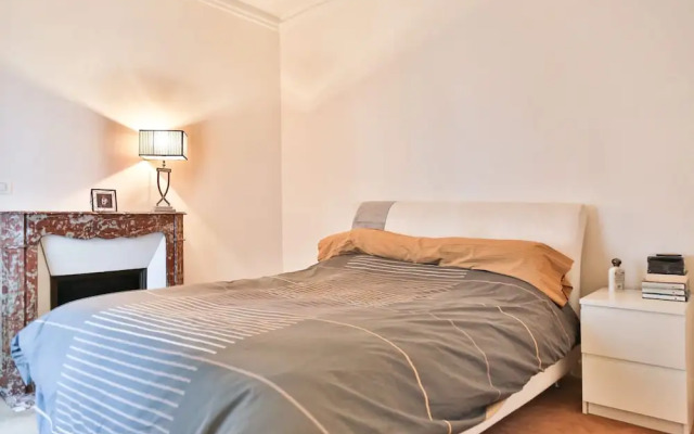 Secret Villiers I Stylish 2 Bed Apt in Villiers