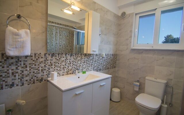 Loggos view apartments