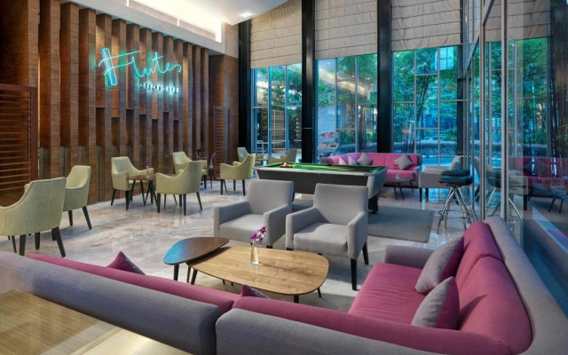 St. Giles Boulevard Hotel