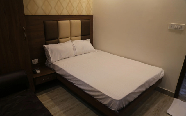 Mona Regency Hotel and Banquet