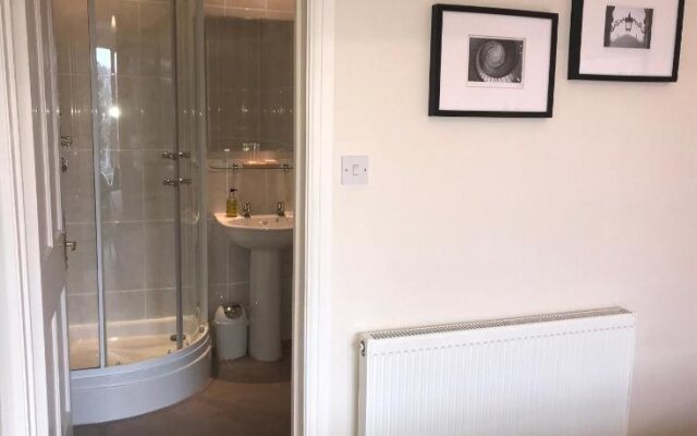 Arbour House Bed and Breakfast
