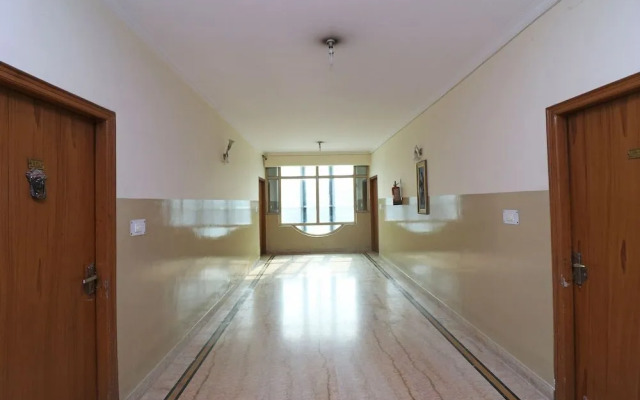 Oyo 24680 Hotel Devansh