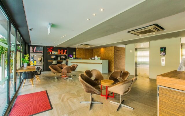 ibis budget Singapore Pearl (ex. Fragrance Hotel - Pearl)