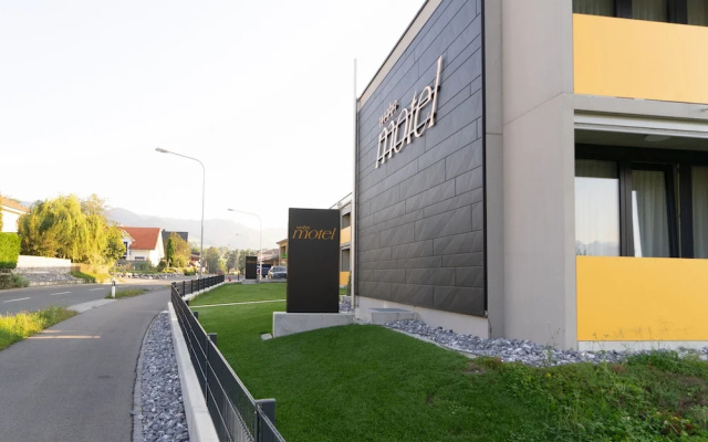 WohnMOTEL the next generation — 3-star hotel in Altstaetten