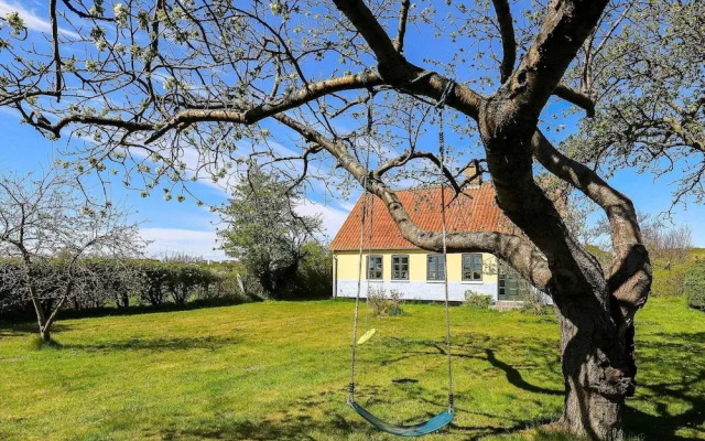 6 Person Holiday Home in Ebberup