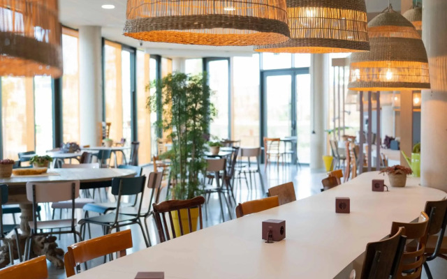 Greet Hotel Rennes Pace