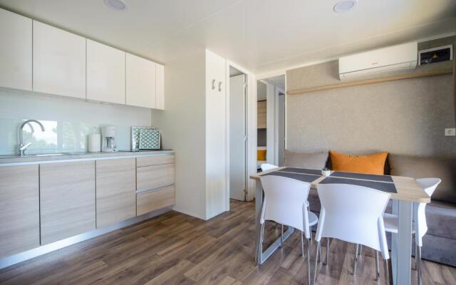 Medora Orbis Mobile Homes & Glamping