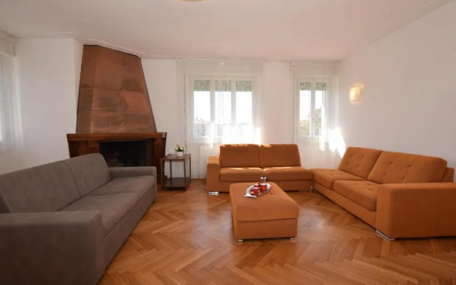 Margherita Near Lake-child Friendly