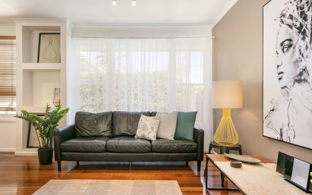 BOUTIQUE STAYS - Sandy Breeze 3