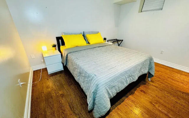 Cozy 2BR Retreat - Comfort & Convenience