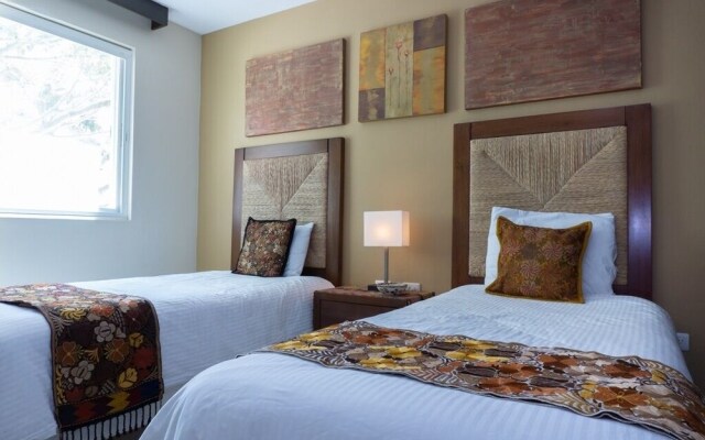 Casa Soleada 2 Bedroom Condo by RedAwning