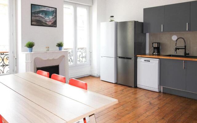 Grand appartement au coeur de Bordeaux 17RVICA