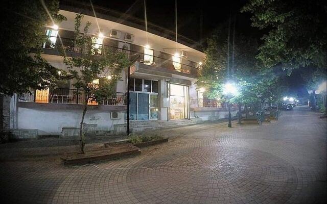 Elizabeth Hotel