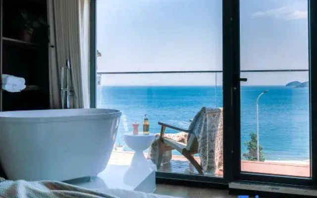 Qingdao Yuehai Scenic Apartment (Laoshan Scenic Area)