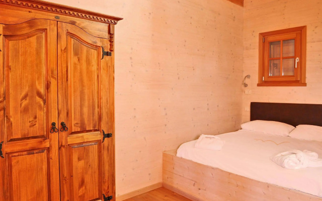 Valdonica Winery & Vineyard Residence