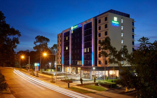 Holiday Inn Express Sydney Macquarie Park by IHG