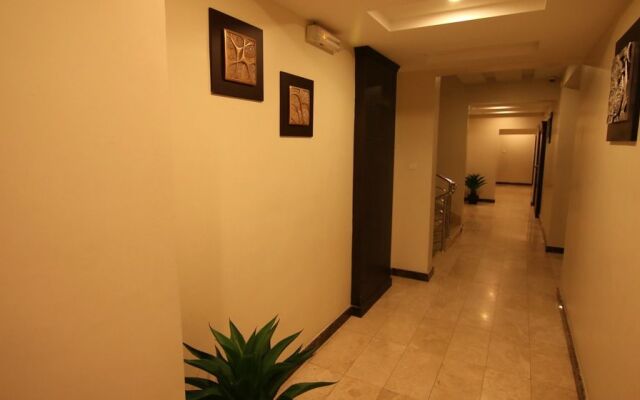 Stars Home Suites Hotel