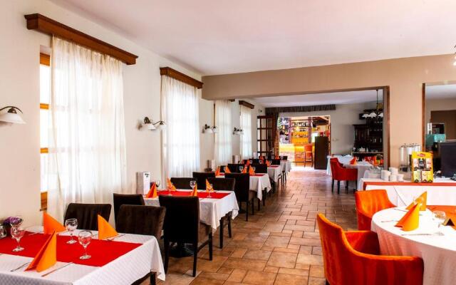 Gastland M0 Hotel  Restaurant  Conference Center
