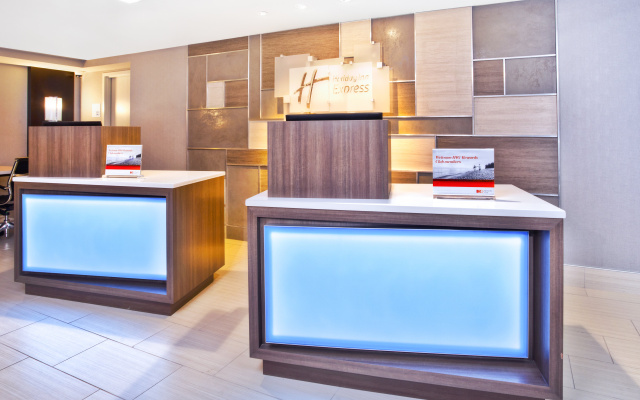 Holiday Inn Express Boston - Waltham by IHG