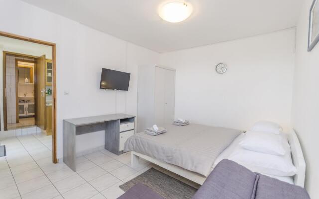 Apartments Maestral Suites