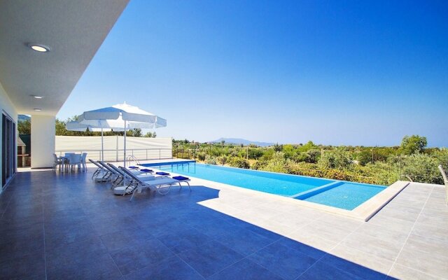 Villa Nar