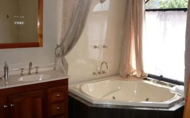 Ruah Rain Forest Retreat