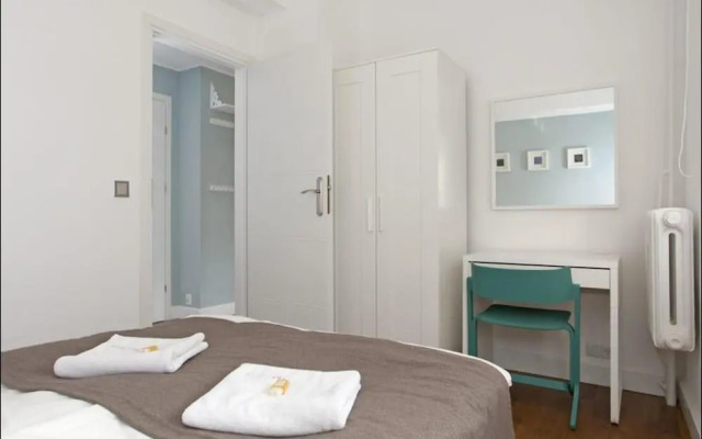 P&O Apartments Center