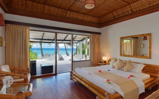 Angaga Island Resort & Spa - photo 3