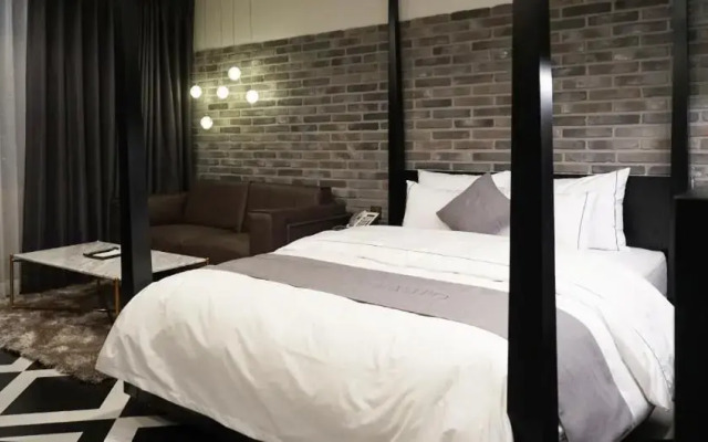 Yongin Astro Hotel