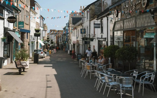 Flat2-cwh One Bedroom Apartment Central Penzance