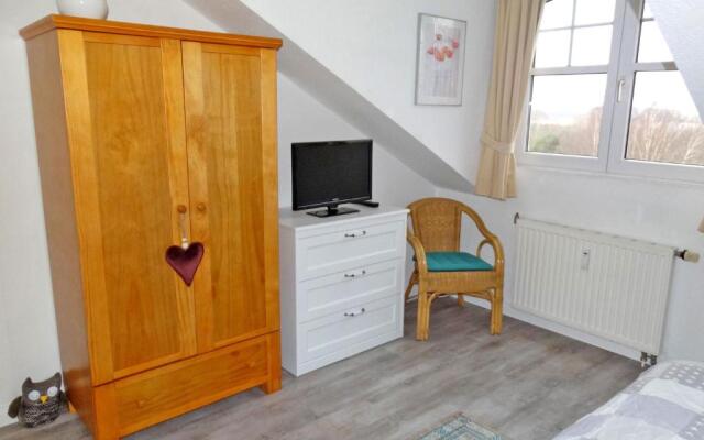 Ferienwohnung Sellin _ Strand 300