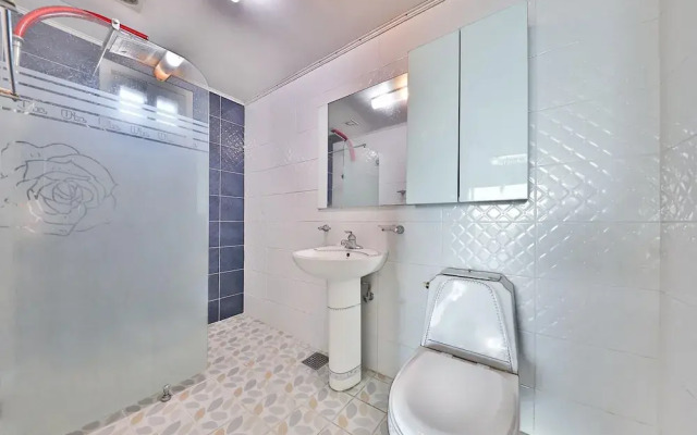 Ganghwa Badatgashimteo Pension
