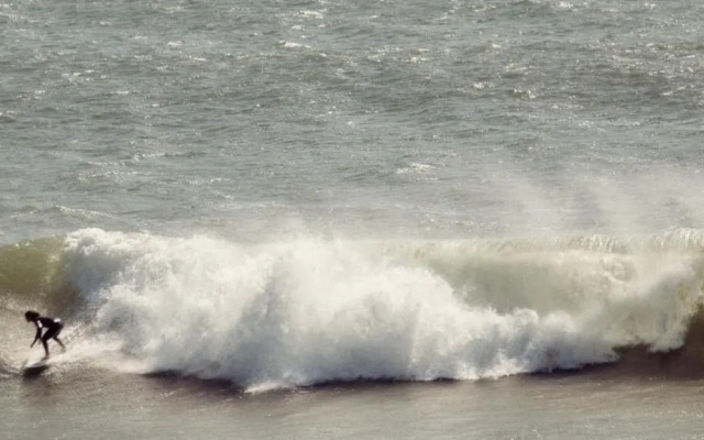 Mare Cheia (High Tide) Beach and Surf Apartments