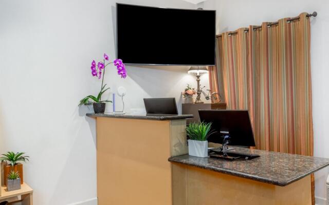 Monarch Valley Inn Marina at Monterey Bay