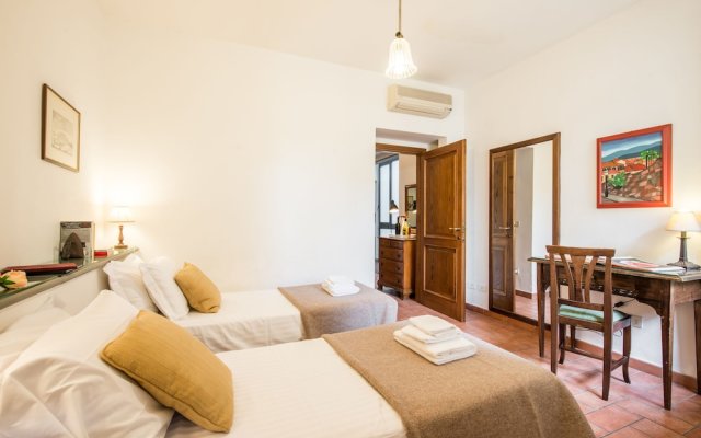 Santo Spirito Apartments