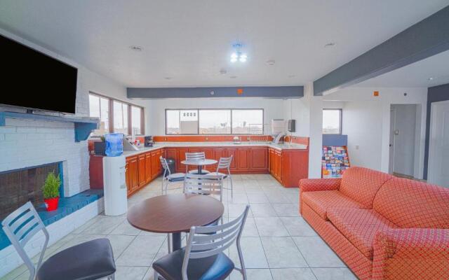 OYO Hotel Kingsville Hwy 77