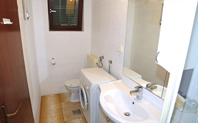 Kuntrada 45 with heated pool and kids pool
