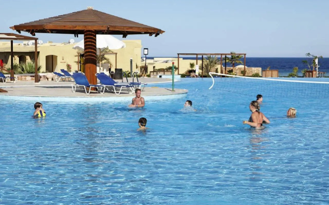 Three Corners Fayrouz Plaza Beach Resort