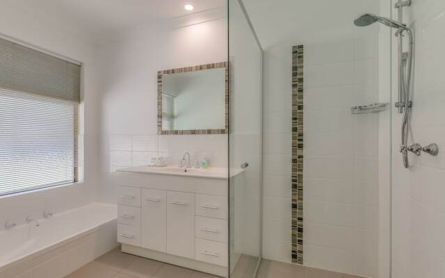 Devonleigh Bed & Breakfast