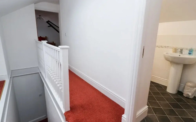Flat 5