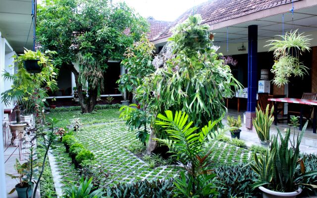 OYO 524 Makuta Hotel