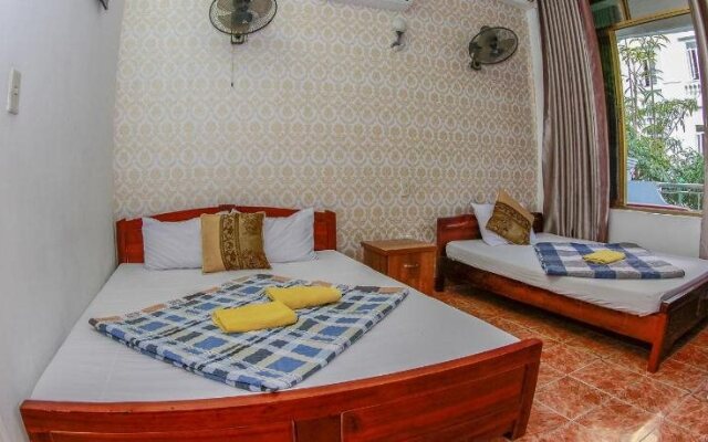 Catba Hostel
